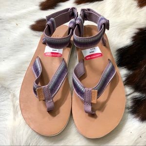 Tevas Size 6